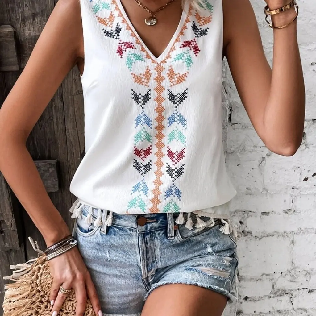 

Women's Summer Ethnic Style V-Neck Embroidery Stitching Hem Fur-Beard Vest Top Clothing for Europe And America