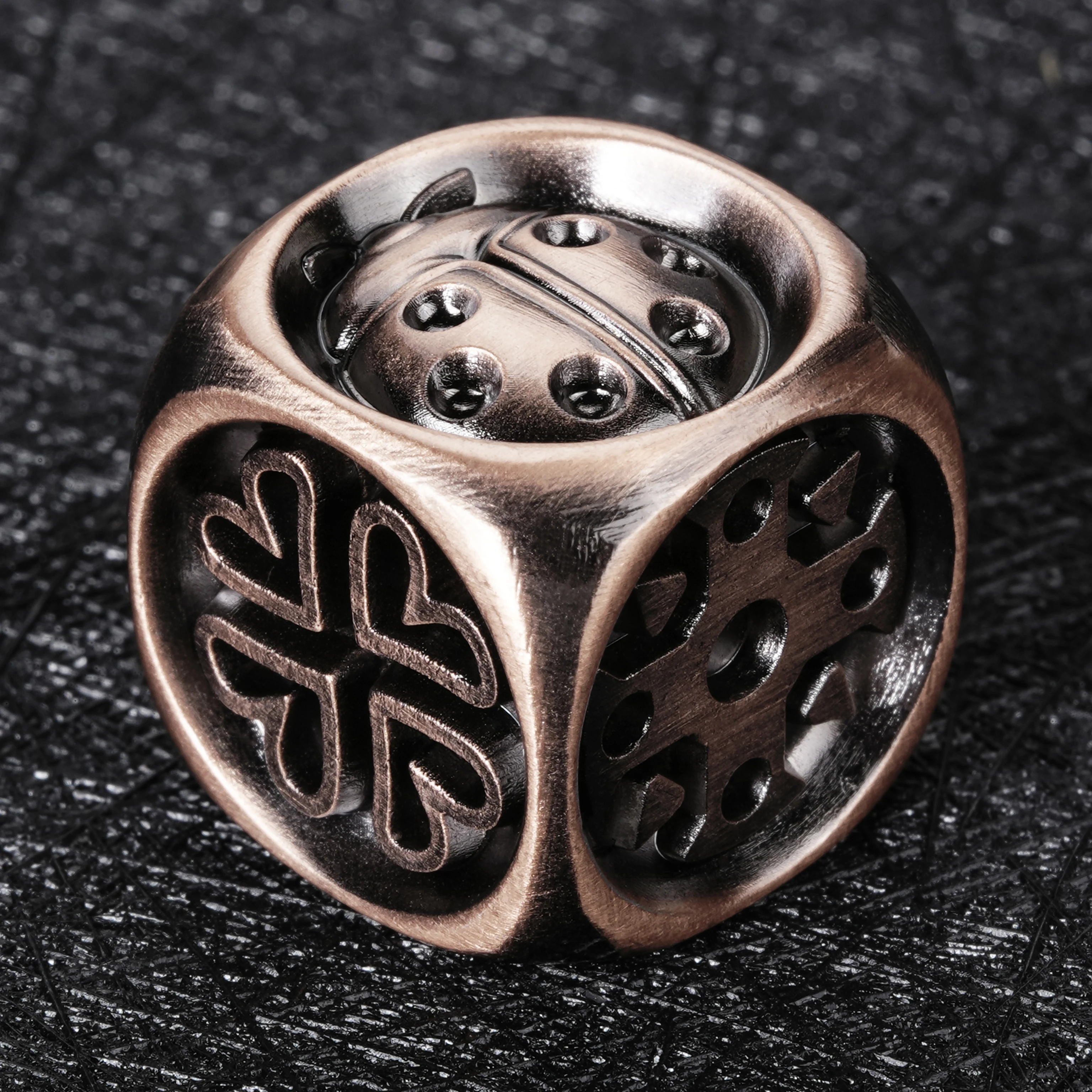 

1Pcs DND Dice Red Copper D6 Insect Ladybug Dice 18mm Multi-sided Polyhedral Metal Dice for D&D Game COC Role Playing RPG Table