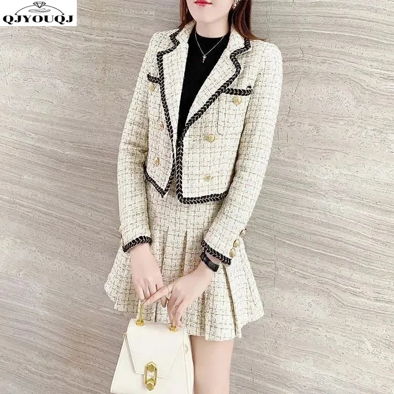 Autumn and Winter Small Fragrant Style Suit Set Korean Edition Fashion Temperament Reduced Age College Style Hundred Fold Skirt