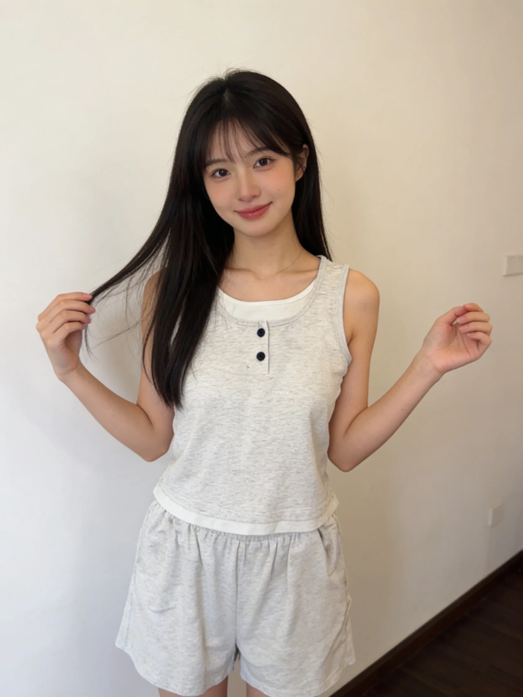 2026 New Grey Women's Sleepwear Summer Sleeveless Vest Shorts Comfortable Skin-friendly Outdoor Home Clothes with Chest Pad