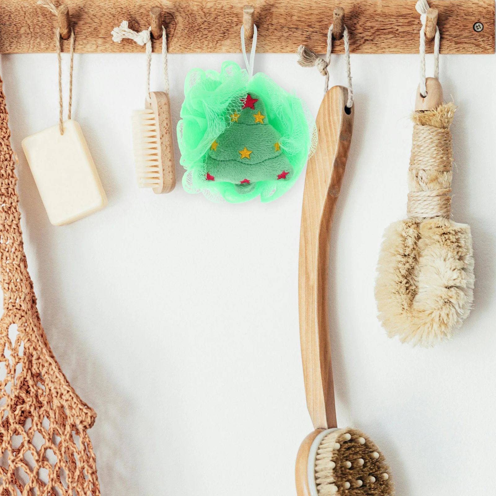 

4pcs Christmas Style Bath Balls Fine Mesh Exfoliating Scrubber Deep Cleansing Shower Loofah For Body Bathing Bathroom Accessory