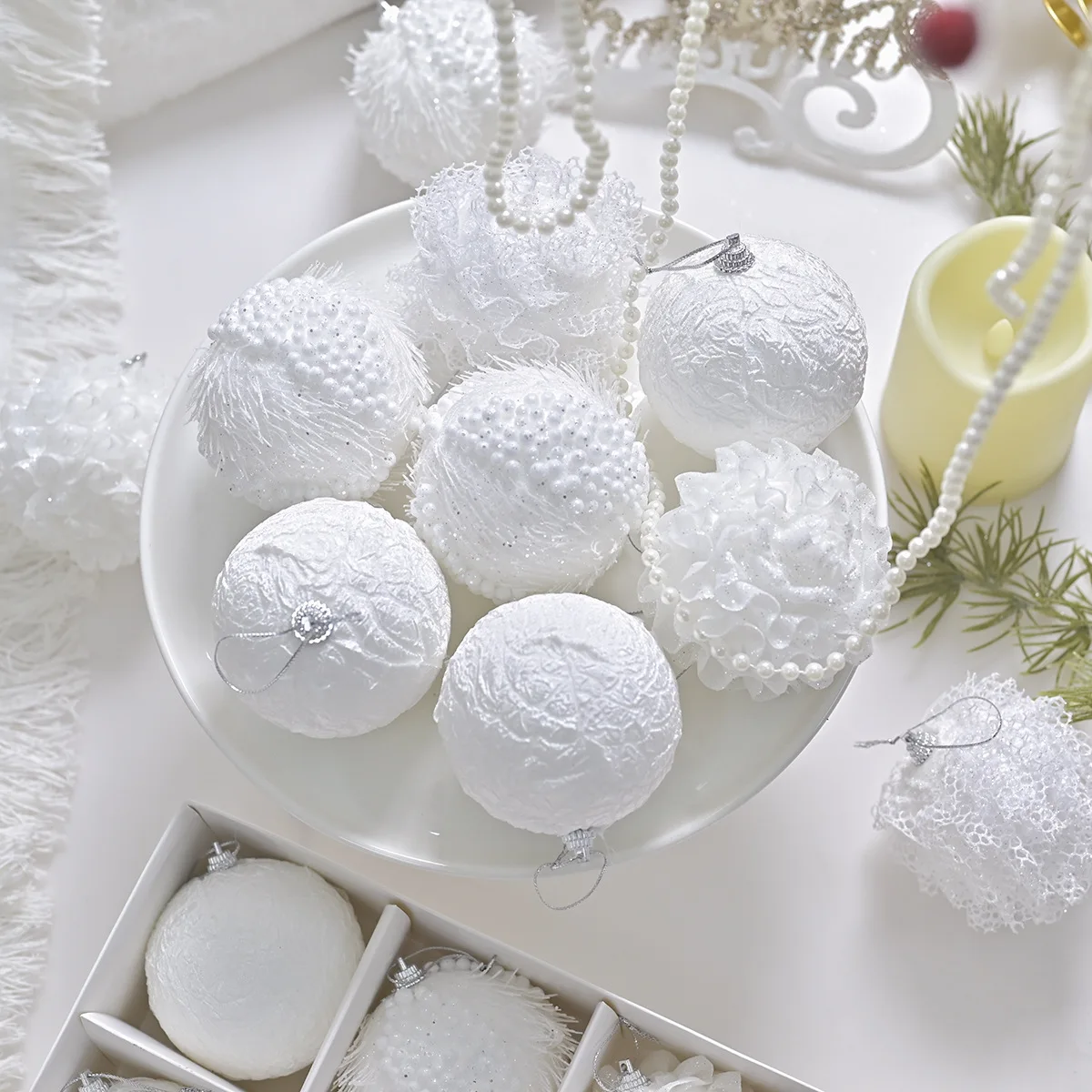 

12pcs 8cm Exquisite High-end Snow White Lace Christmas Ball Ornaments Christmas Tree Hanging Decorations Gift Box Set