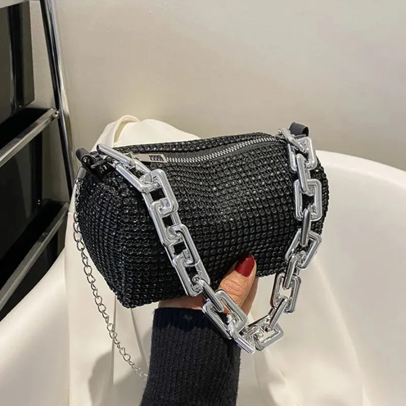 Allover-Beuteltasche mit Strasssteinen, Balltasche mit Glitzerkette, Mini-Umhängetasche für Damen (6,3 x 3,54) Zoll). – Detail 9