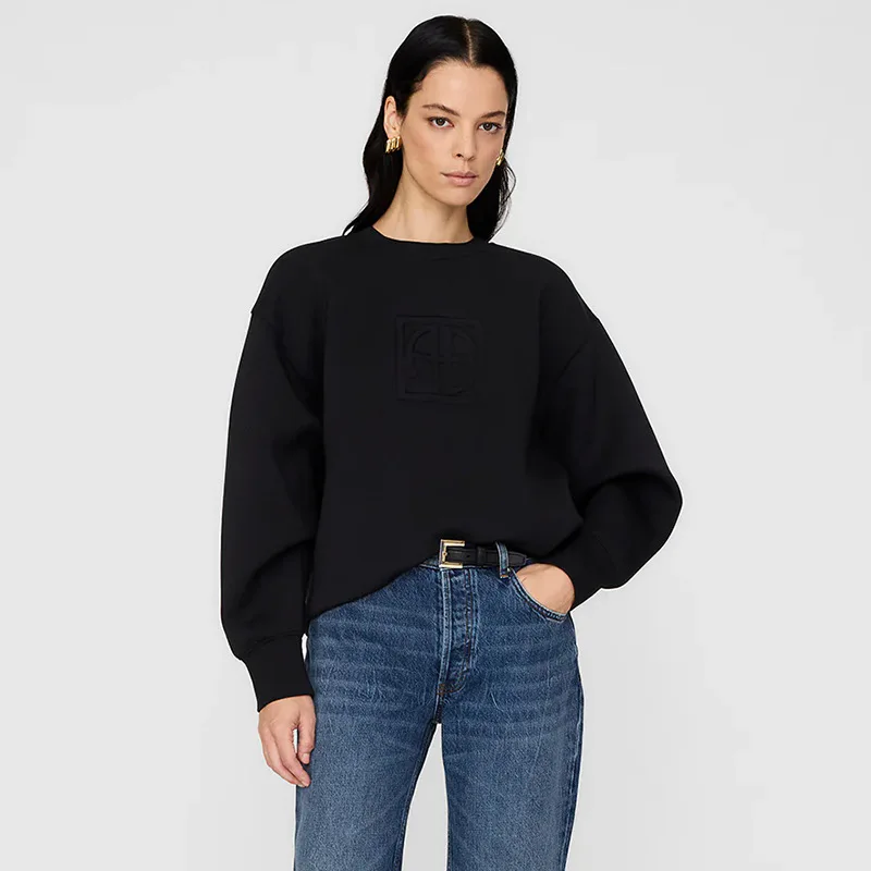 Herfst en winter Nieuw klassiek logo stalen mal reliëf luchtlaag dubbelzijdig stoffen damestrui met ronde hals