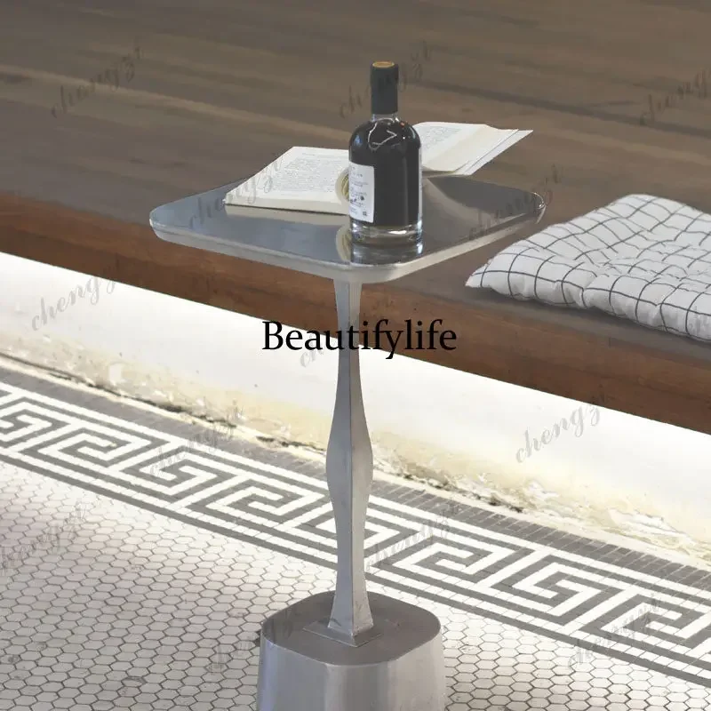 P182  Medieval warehouse coffee table bedside table minimalist coffee aluminum casting creative industrial style