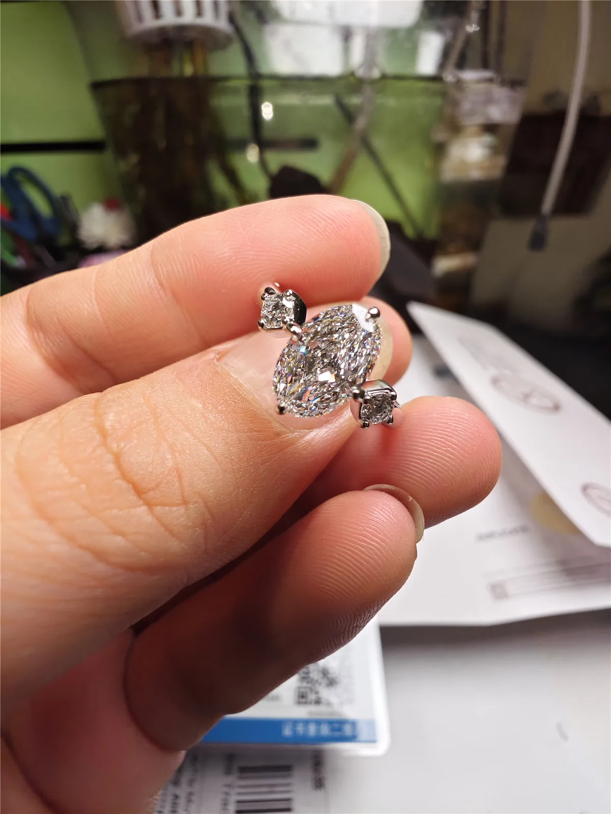 18K Gold Lab-Grown Diamond 5CT Oval Three-Stone Engagement Ring, High-End Jewelry Wedding Ring, Platinum Custom Wholesale
