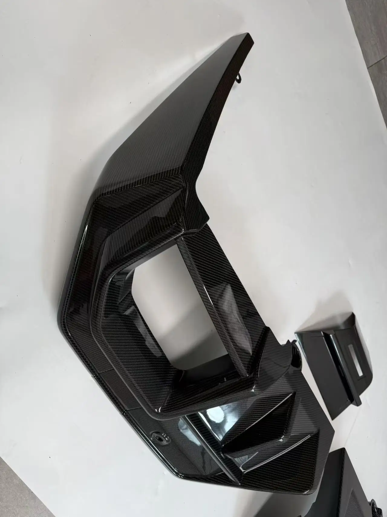 Dry Carbon Fiber SQ-A Style Rear Bumper Diffuser Splitter Lip for G90/G99 M5 2025+ 3