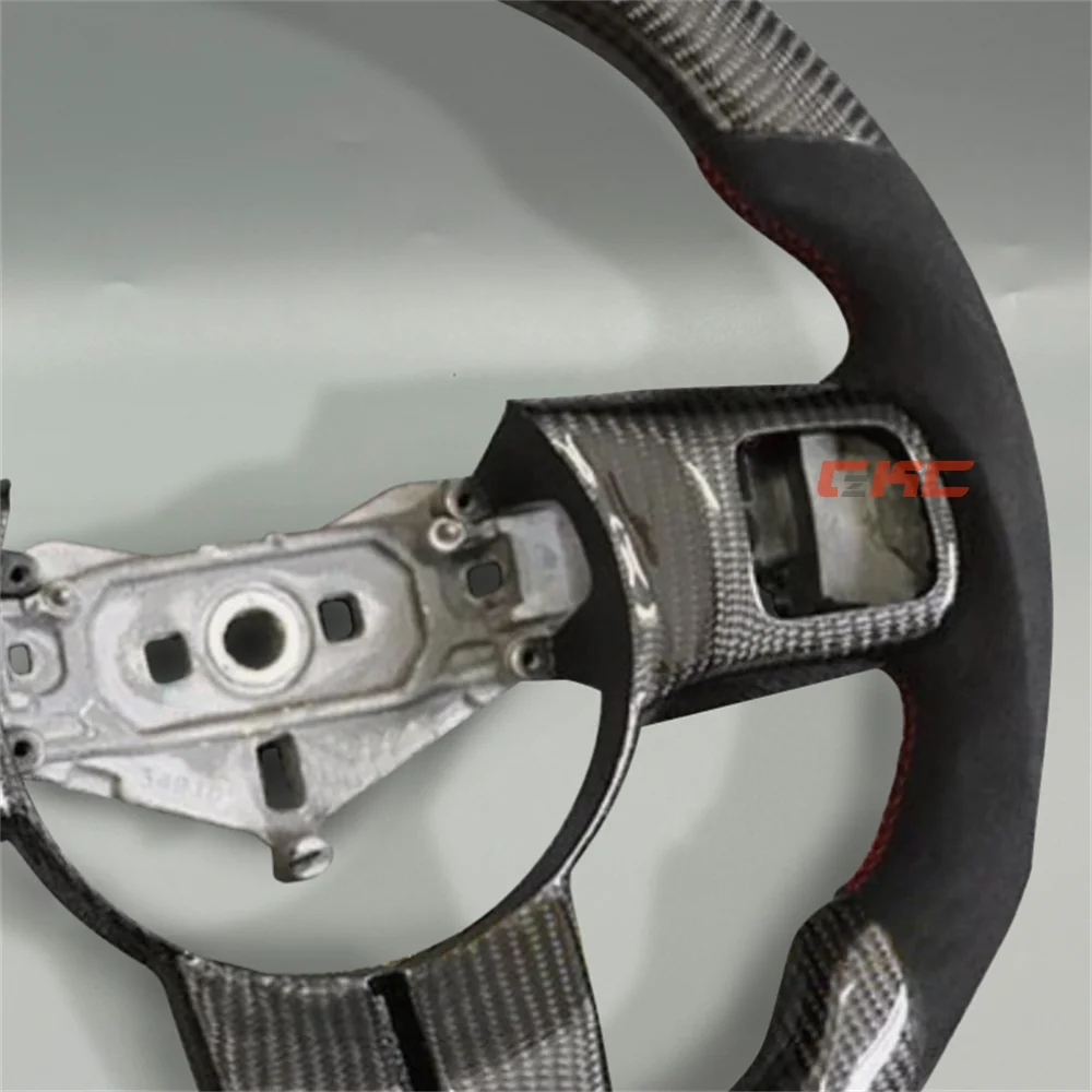 

For Jeep Wrangler 2011 2012 2013 2014 2015 2016 2017 Customized red strip black Carbon Fiber Steering Wheel