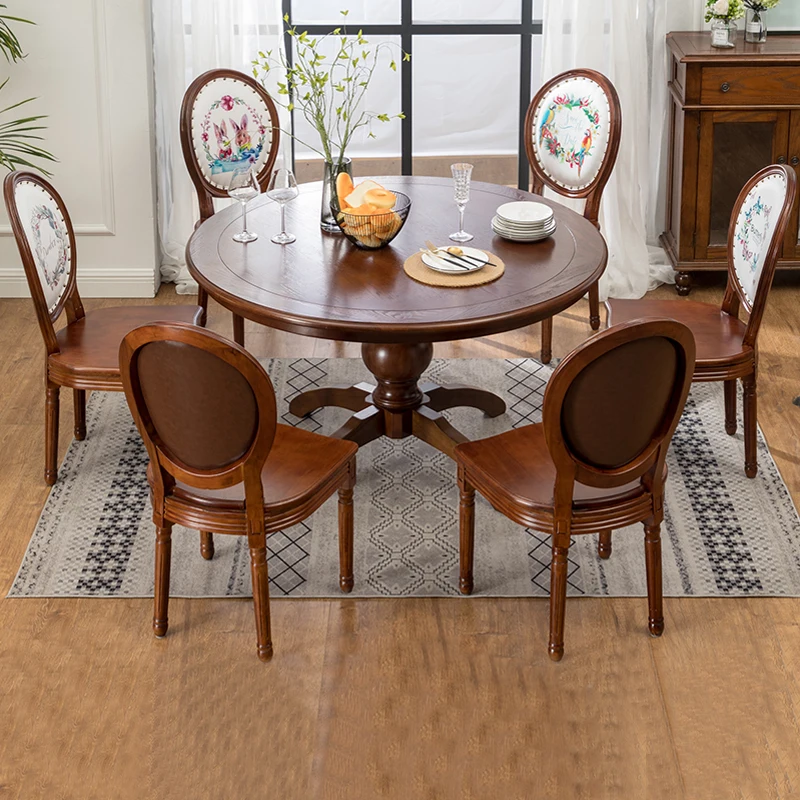 

American solid wood round dining table large apartment retro villa club European round table European restaurant round table 6 p