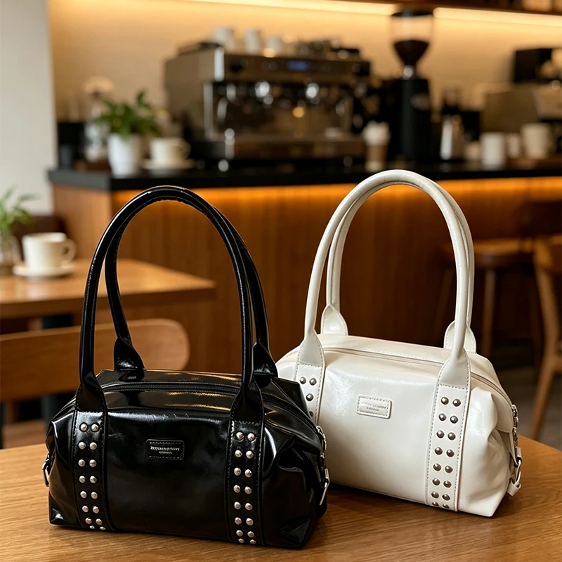 Metallnieten-Besetzte Boston-Handtasche, Stilvolle Damen-Umhängetasche mit Nieten-Dekor und Reißverschluss, Vintage Unterarmtasche, Große Kapazität Shopper-Tasche – Detail 19
