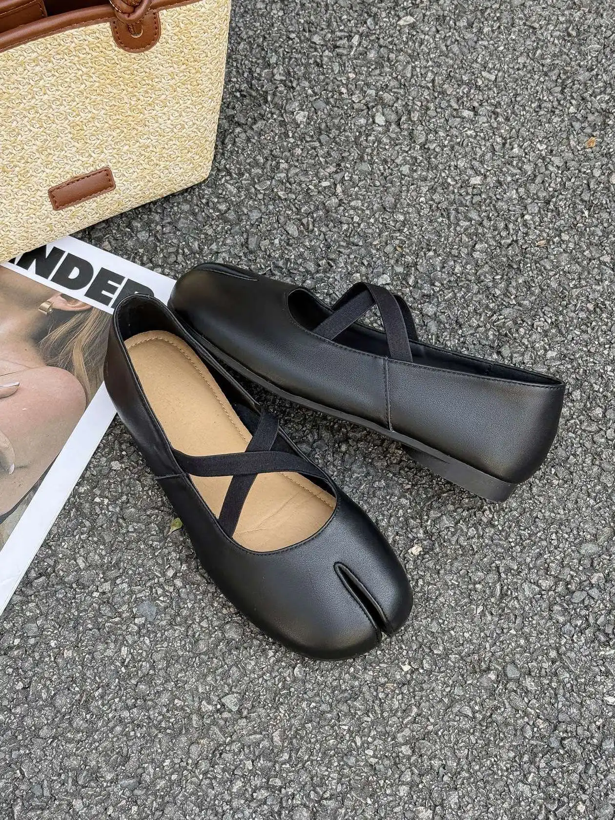 scarpe-da-donna-primavera-2026-alla-moda-stile-coreano-con-cinturino-incrociato-fondo-piatto-comode-in-pelle-slip-on-con-suola-in-gomma-antiscivolo