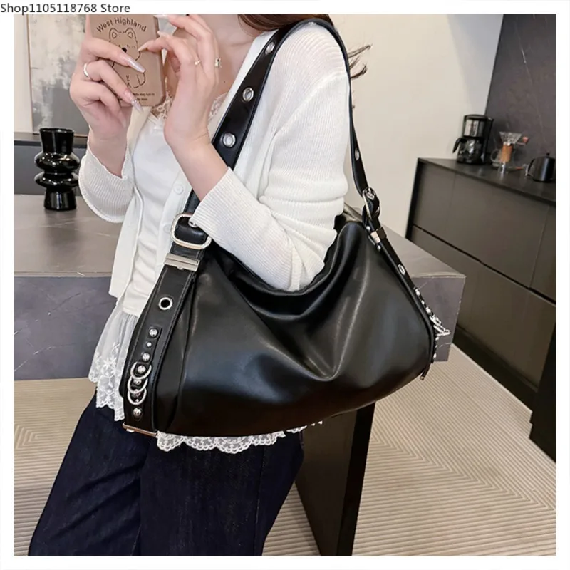 عالية الجودة بولي Leather حقائب كتف جلدية المرأة الصلبة خمر حقائب اليد عادية سوداء أنيقة حقائب اليد الكلاسيكية حقائب الإناث إنجلترا
