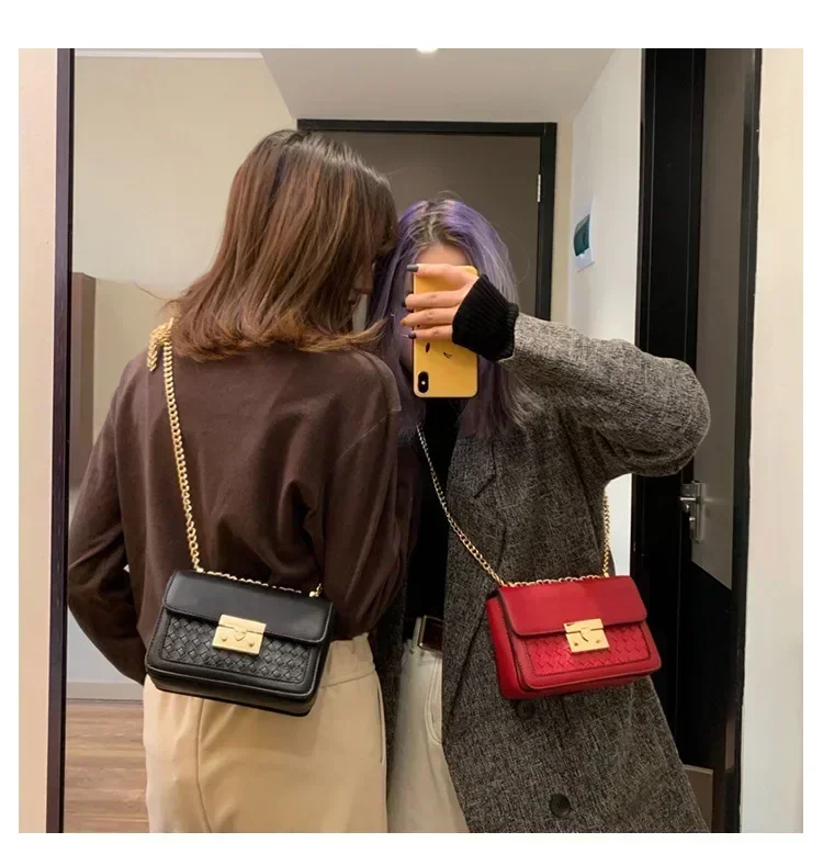 2020 Fashion leisure lexury pig nose lock donna piccola borsa quadrata spalla diagonale designer Lingge borse catene borse