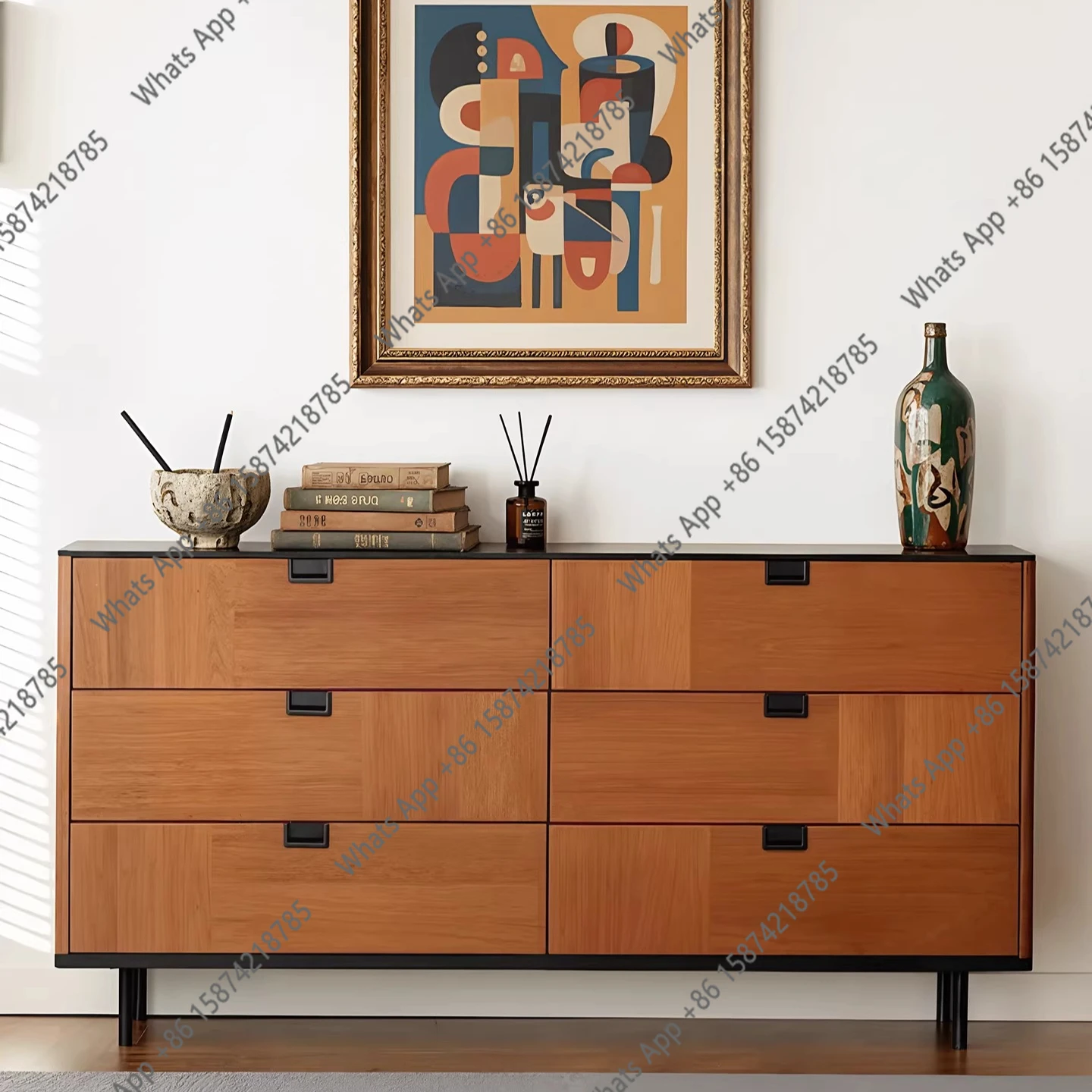 

Шестисекционный комод в антикварном стиле, пристенный, с интегрированным освещением, в стиле лёгкой роскоши.