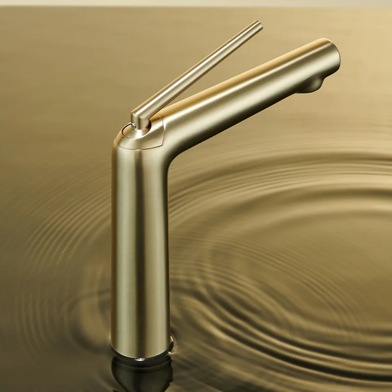 Washbasin Faucet, Cold and Hot Water Faucet, Full Copper Bathroom Cabinet, Washbasin Faucet, Tabletop and Under-counter Faucet