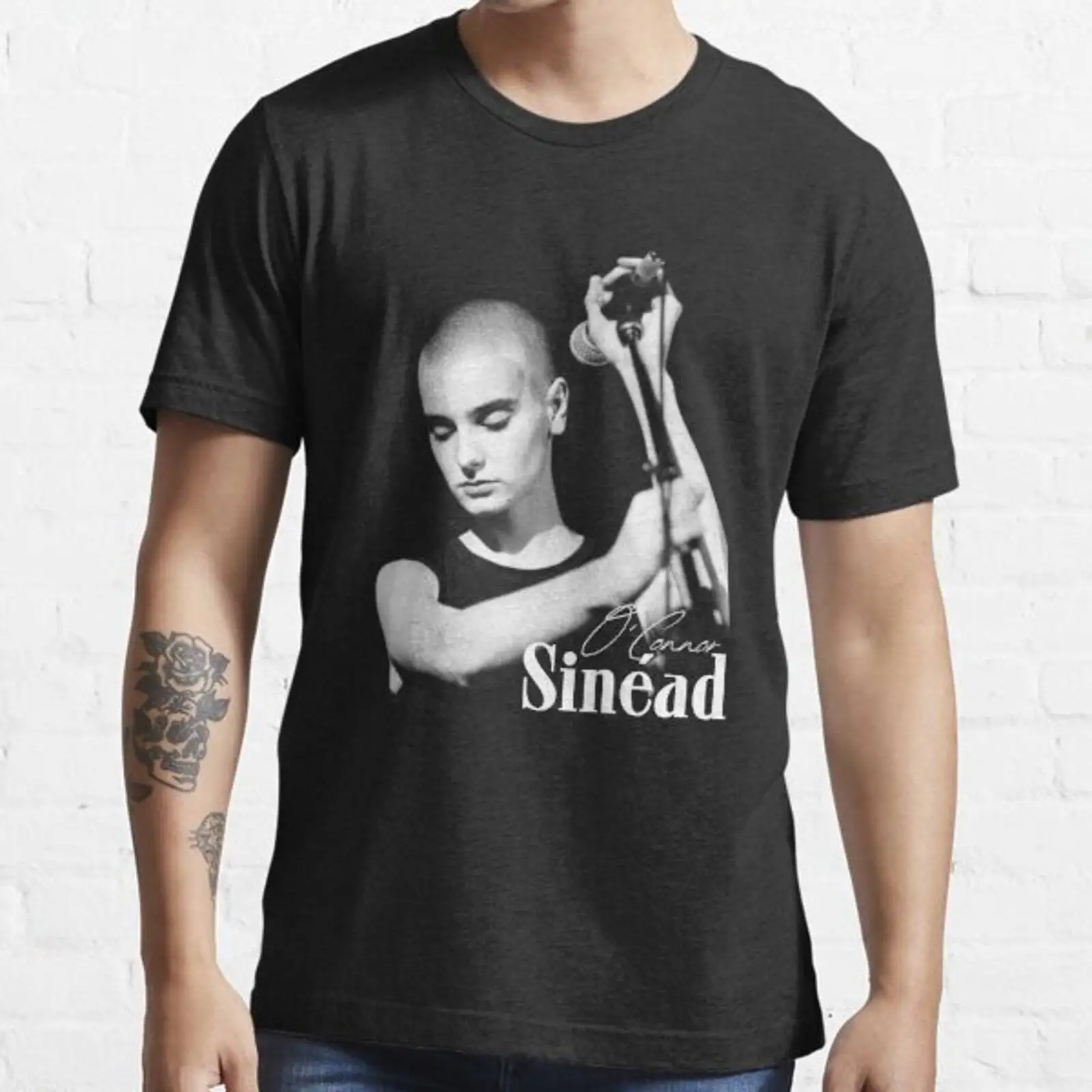 Sinead O'Connor Retro 90S T Shirt Essential