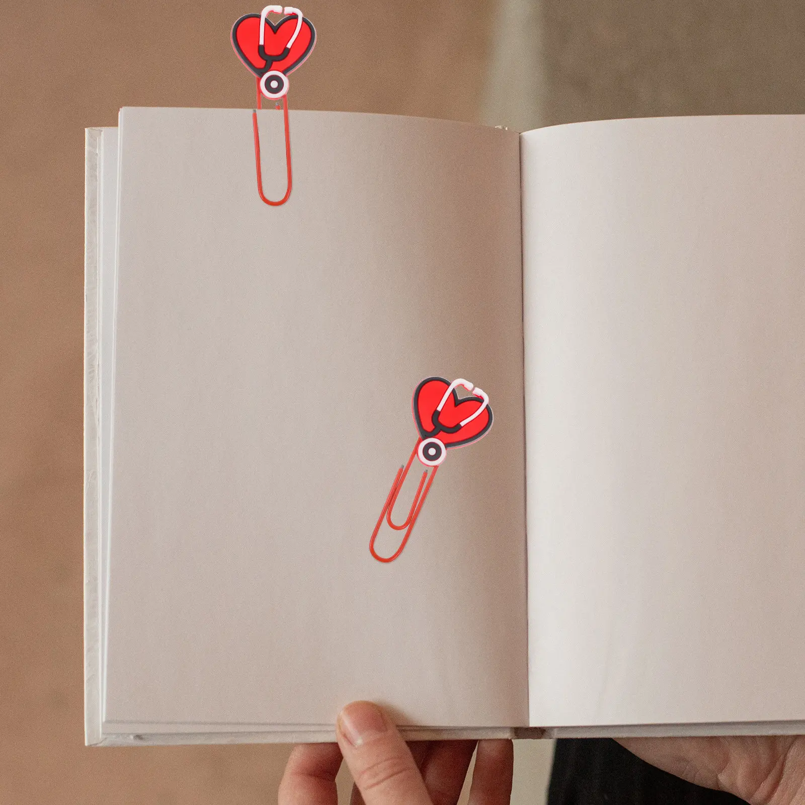 

10 шт. легких регулируемых закладок-зажимов с мультяшными рисунками, милые бумажные зажимы для школьных наград, вечеринок, мероприятий, праздничные портативные зажимы-закладки