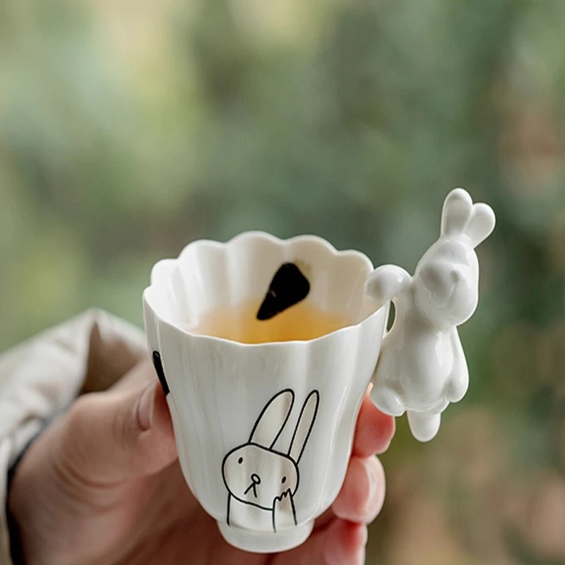 

Home Creative Ceramic Tea Cups, Cute Rabbit Pendants, Owner's Tea ,worry-free Buddha's Hand Cup Household Drinking Utensils