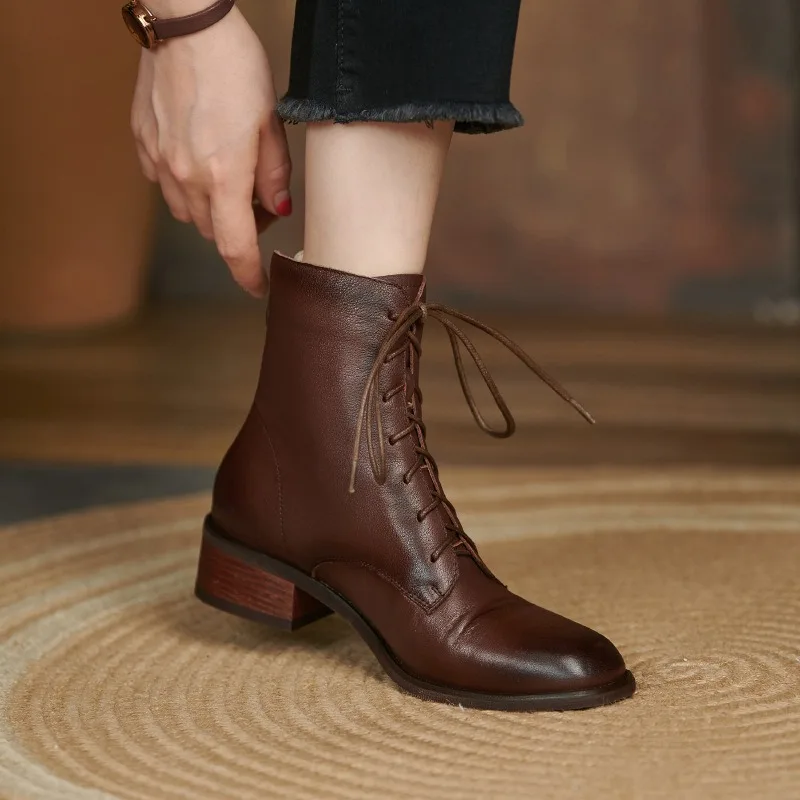 

Autumn New Women's Boot Thick Heel Low Eye Fashion Boots Lacing Up Vintage Short Boots Cowhide Spring And Autumn Single Boots