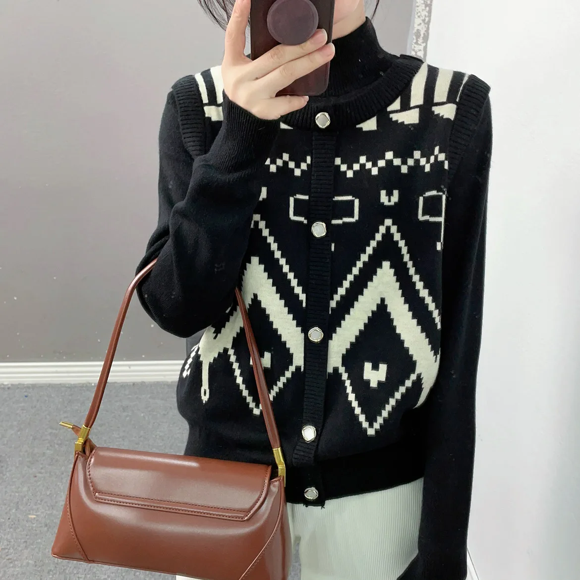 

Ele Camere трикотаж с высоким воротником и длинными кисточками, свободный крой, осень-зима, модный повседневный винтажный вязаный топ