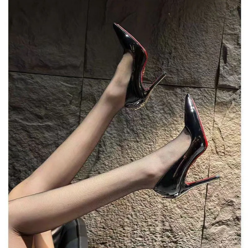 Thumbnail 4 - #12 Latest Middle Heels Offers
