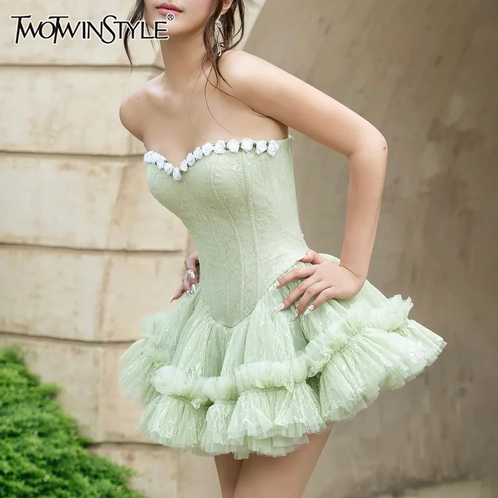 

TWOTWINSTYLE элегантное кружевное милое мини-платье для женщин без бретелек, туника без рукавов, лоскутное платье с аппликацией, женское новое