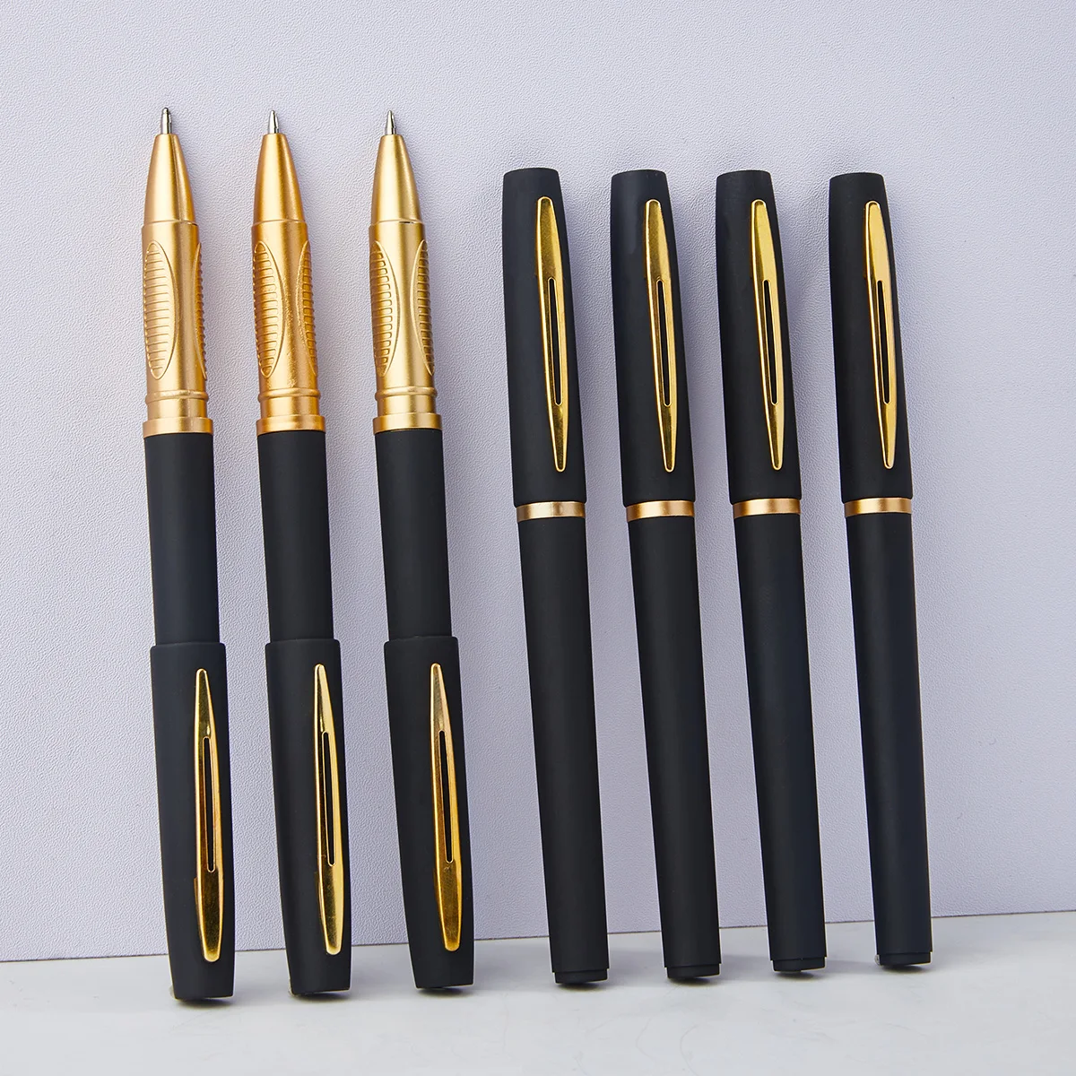 5pcs High-capacity Black and Gold Minimalist Metal Pen Clip, 0.5mm/0.7mm/1.0mm, Multiple Sizes Available, Black Ink Signature Pe