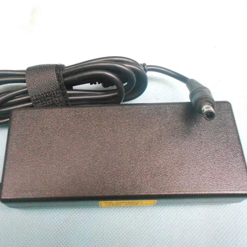 PSCV420102A 19V4.74A For R23 R50 X11 X50 R25 R25e Laptop Power Adapter Transformer