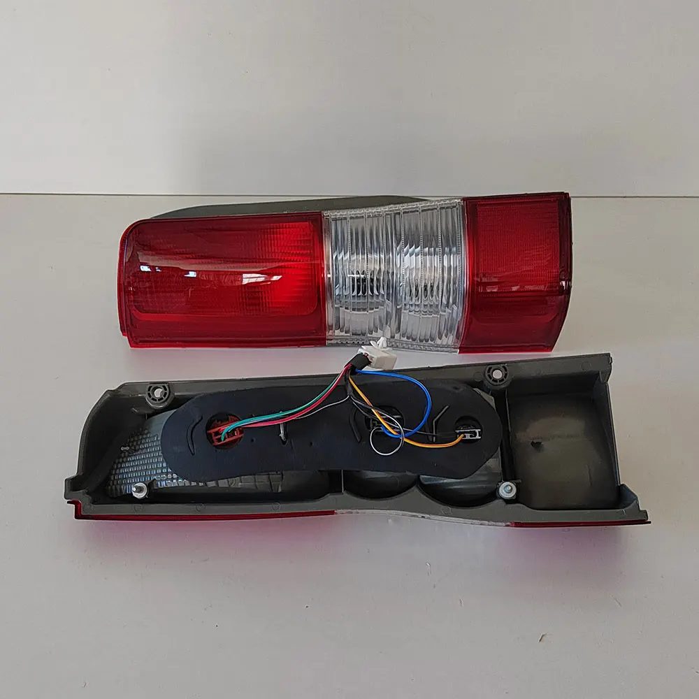 Car Taillight Brake  For Toyota Litace Townace S402 S403 S412 DAIHATSU GRAN MAX 2008 to 2022   Pair