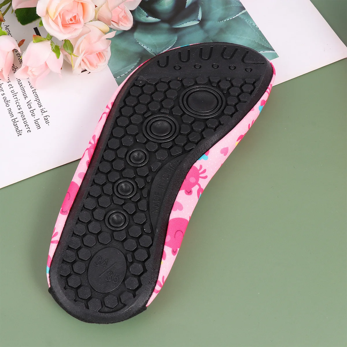 

1Pair Premium Water Shoes Children Anti-Slip Quick Dry Beach Shoes Breathable Inner Gauze Protection for Swimming Wading