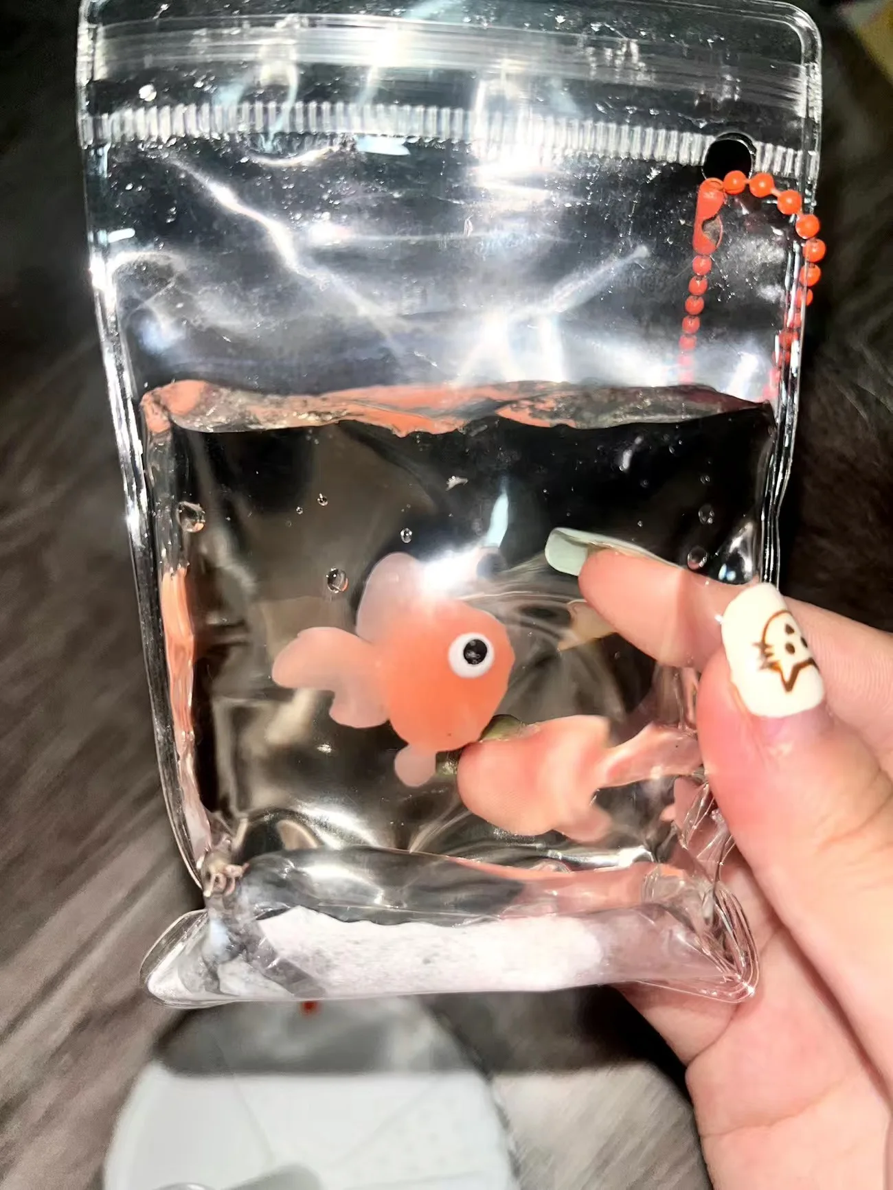 Squid toys, cute animals, stress relieving balls, goldfish squeezing toys, goldfish bags, rising toys, funny, soft, sticky, stre