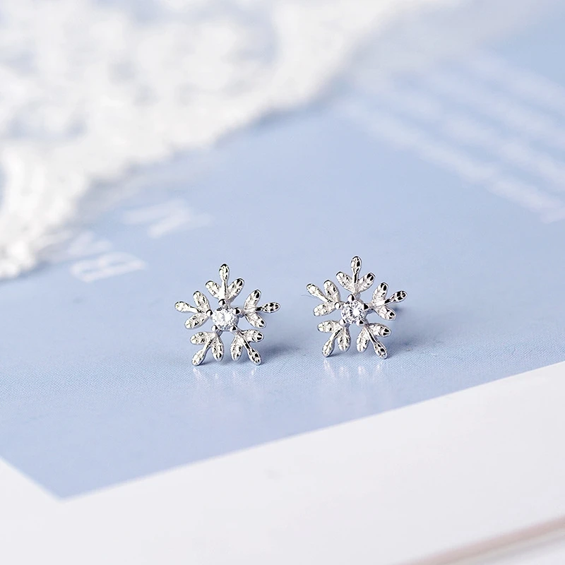 Original Snowflake Simple Gift 925 Sterling Silver Temperament Personality Female Stud Earrings EA320