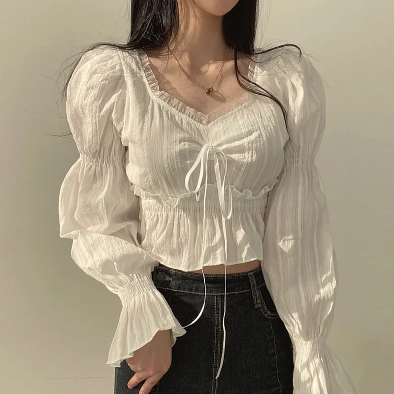 Chic doux col à volants ort coupe ajustée cloche Sve irt avec nœud papillon pour plus jeune look automne Faion dames Blouse