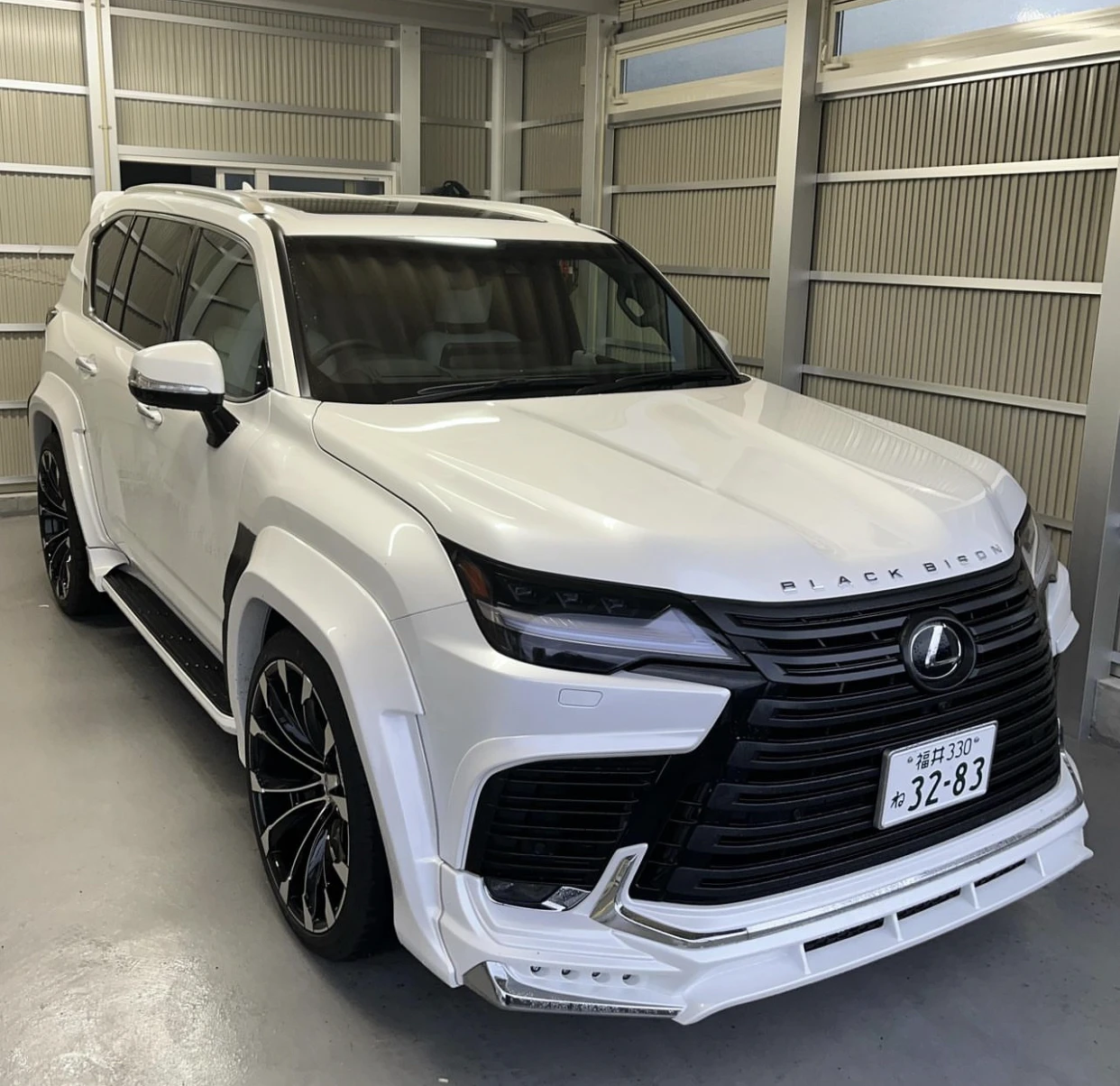 WALD Lexus LX600 wide body large surround, front lip, rear lip, wheel eyebrow, tail, fender