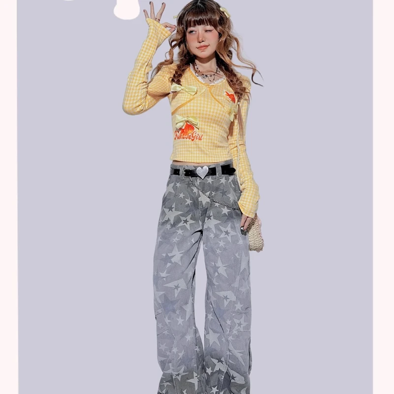 التصميم الأصلي كم طويل المرأة تي شيرت 2025 الخريف جديد خمر لطيف القوس الأصفر منقوشة الطباعة الحلو كول تي شيرت السيدات