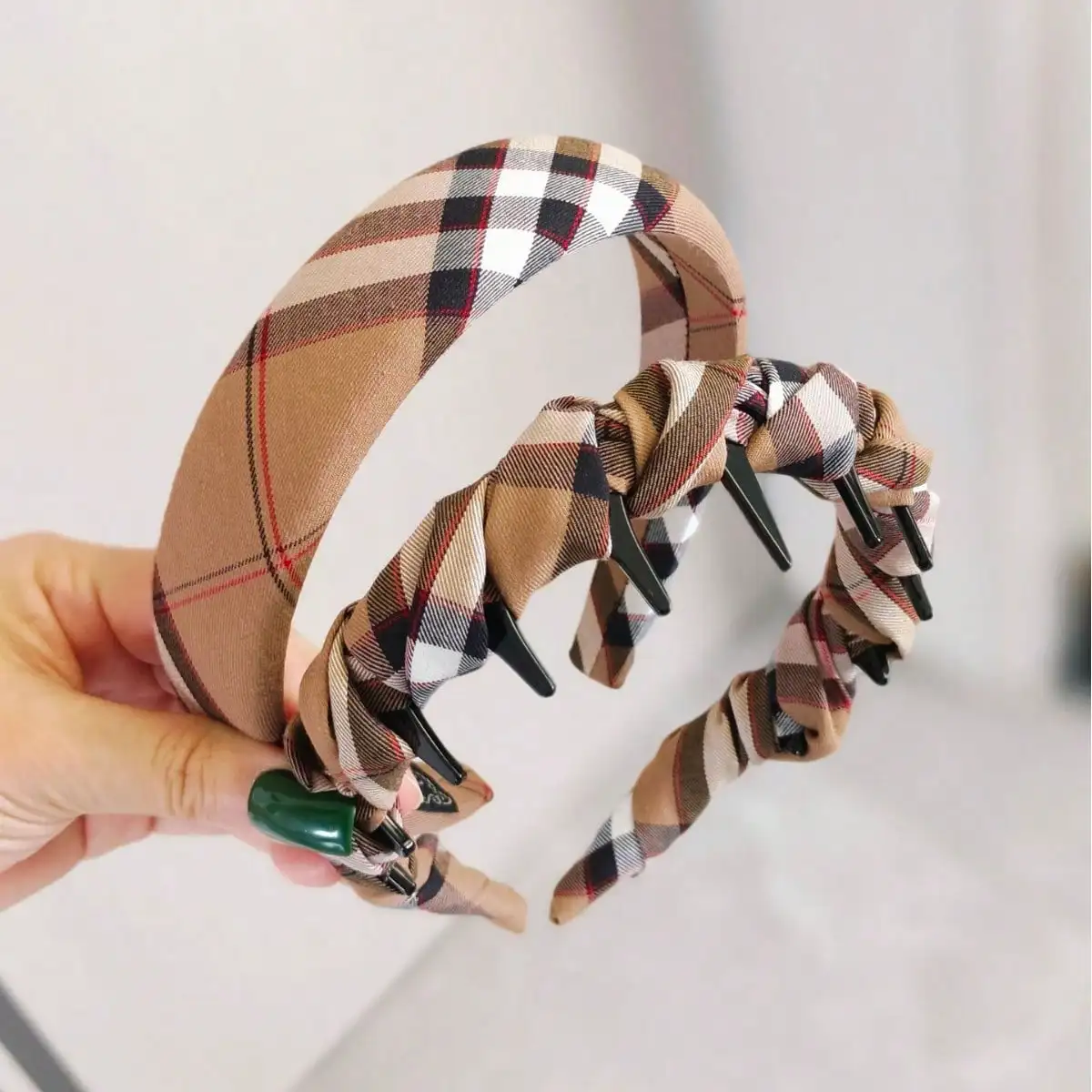 1 Piece Of Contrasting Color Plaid Headband, High Crown, Padded, Face-Slimming, Korean College Style, Fashionable, High-End, Versatile