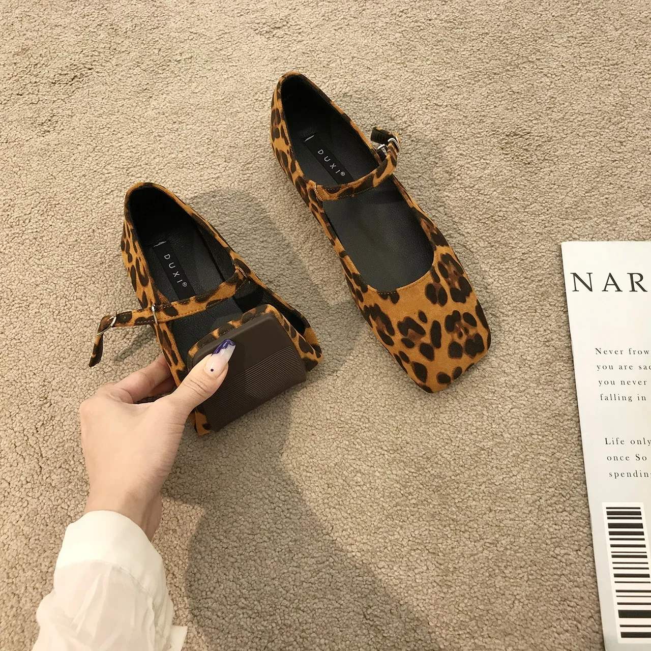 French style Women Vintage Flats Button Square Toe Mary Janes Casual Shoes Leopard Comfort Loafers Shoes 2024 Ballerina Flats