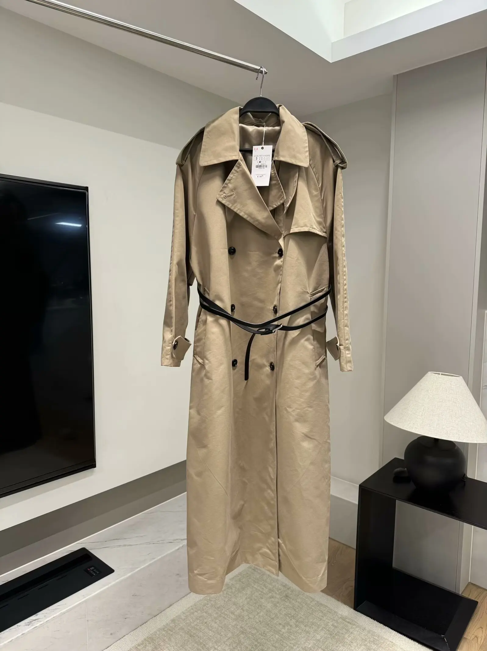 Women 2024 New Fashion With Belt Double Breasted Trench Coat Vintage Long Sleeve Female Outerwear Chic Overcoat