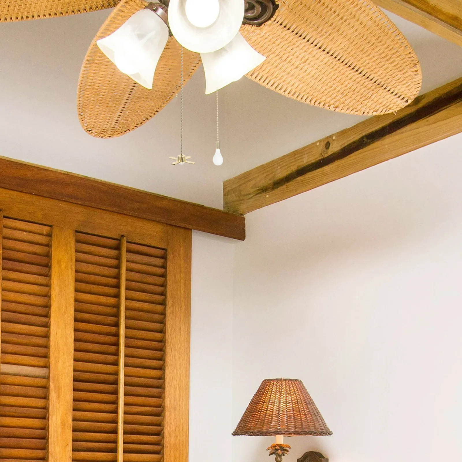 1Set Vintage Ceiling Fan Pull Chain Elegant Fan Shape Light Bulb Design Retro Decorative Lamp Switch Pull for Ceiling Fans
