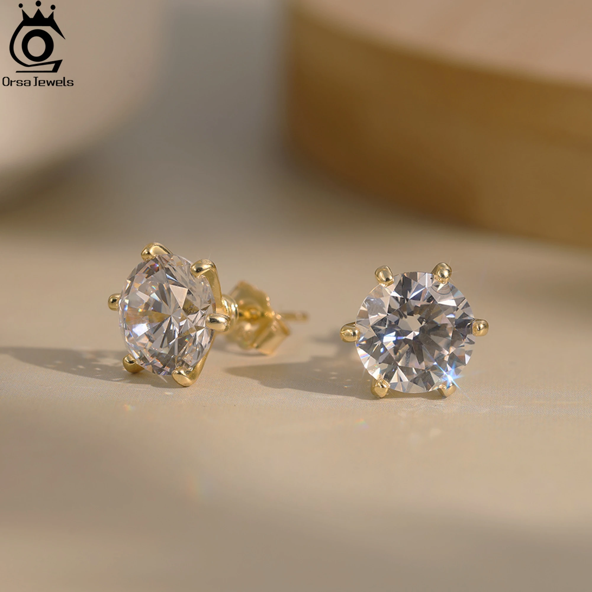 

ORSA JEWELS Sparkling 925 Sterling Silver Earrings with Oval Zirconia, a Chic and Sophisticated Jewelry Gift for Women LZE07