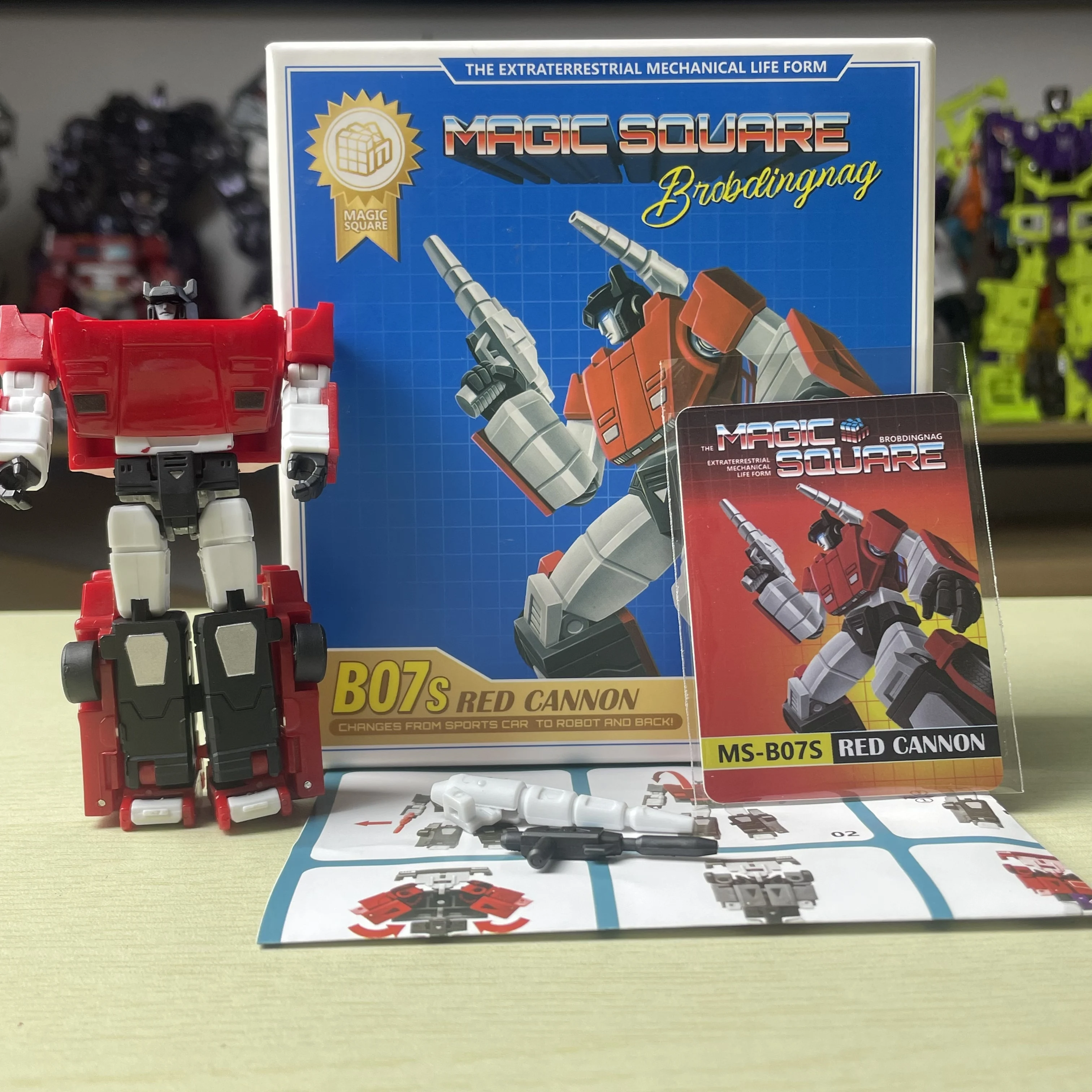 

MS-B07S MSB07S Sideswipe Transformation Magic Square MNew Color Action Figure Model Robot Collection Toy Gifts 9.5CM