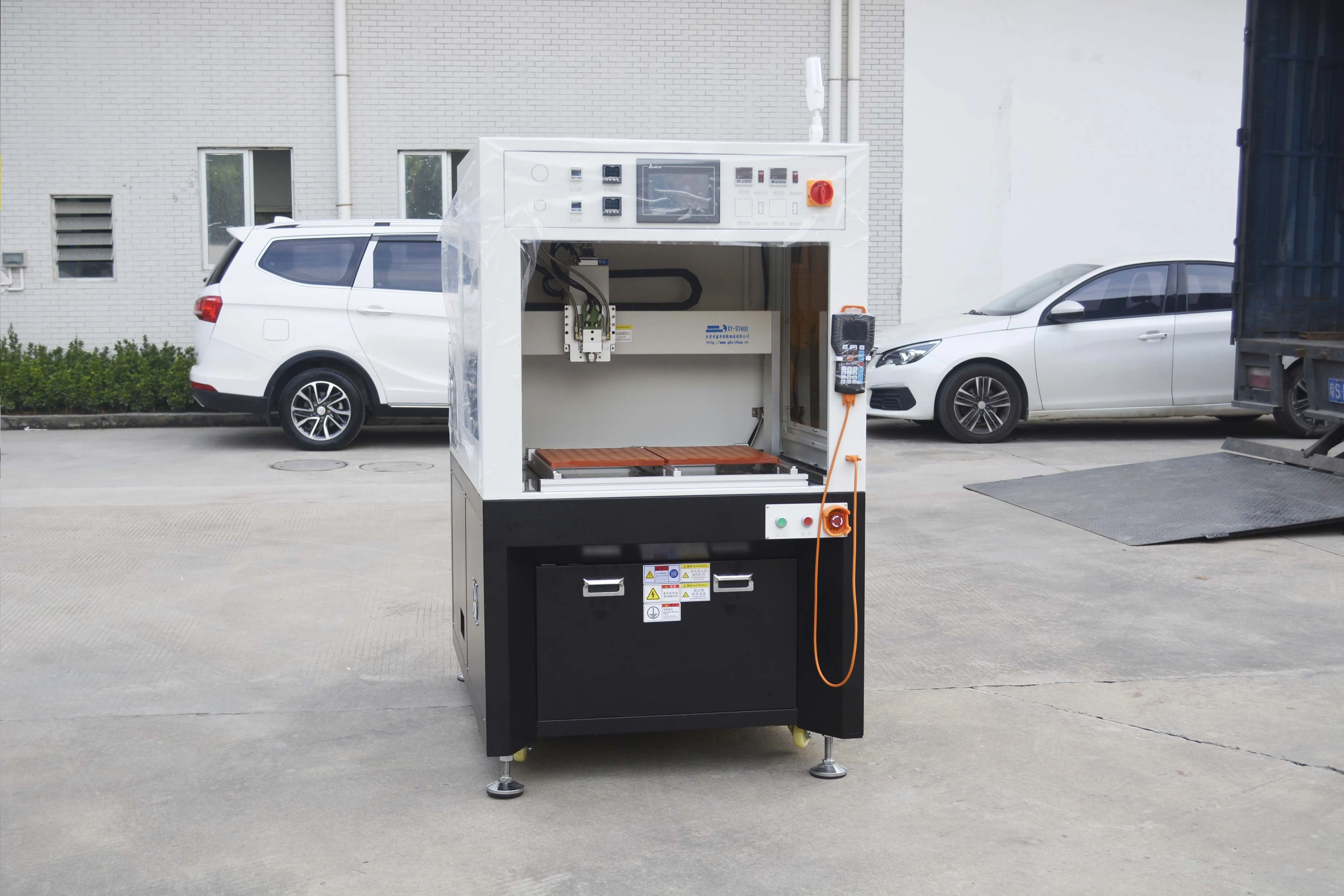 High Precision Fully Automatic Epoxy Resin LED Potting Glue Dispensing Machine 220V SMT PCB Production Line Glue Dispenser Motor