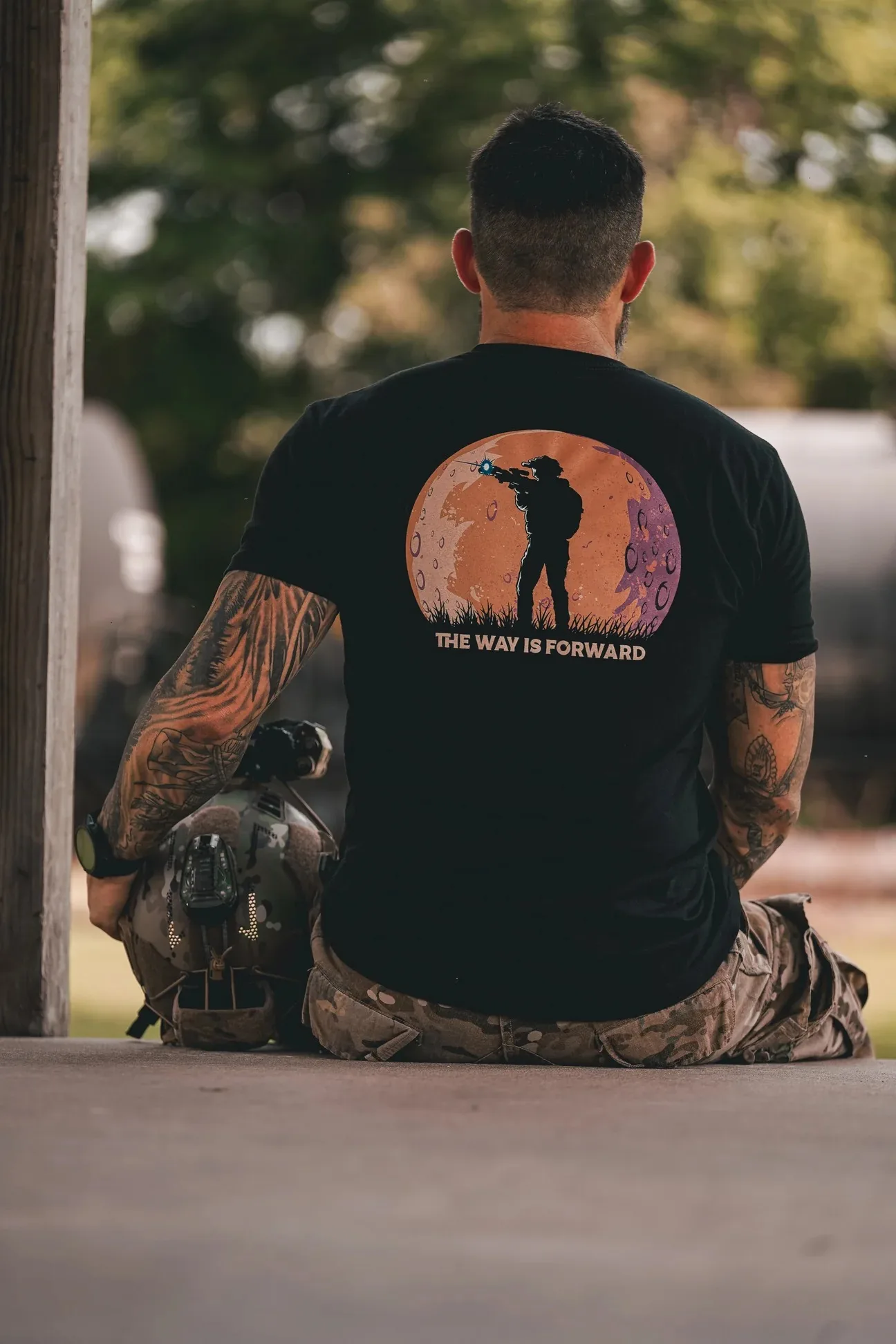 إلى الأمام - تي شيرت برسومات Savage Tacticians للجنسين للرجال والنساء بأكمام صيفية من علامة تجارية فاخرة كاجوال عتيقة #1