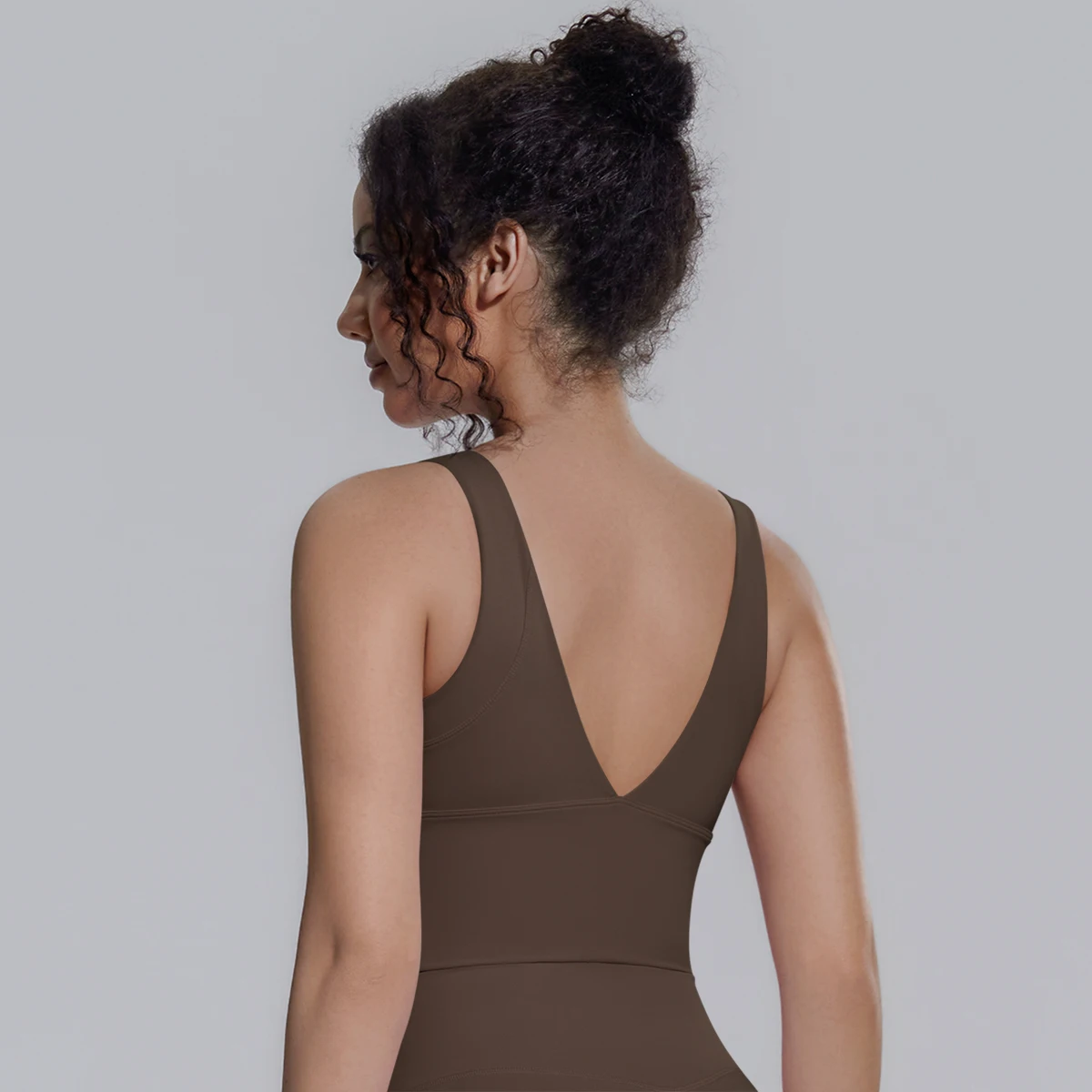 New Backless Yoga Vest for Woman Yoga Underwear with Chest Pad Summer Breathable Workout Top Running Shockproof Sports Bra