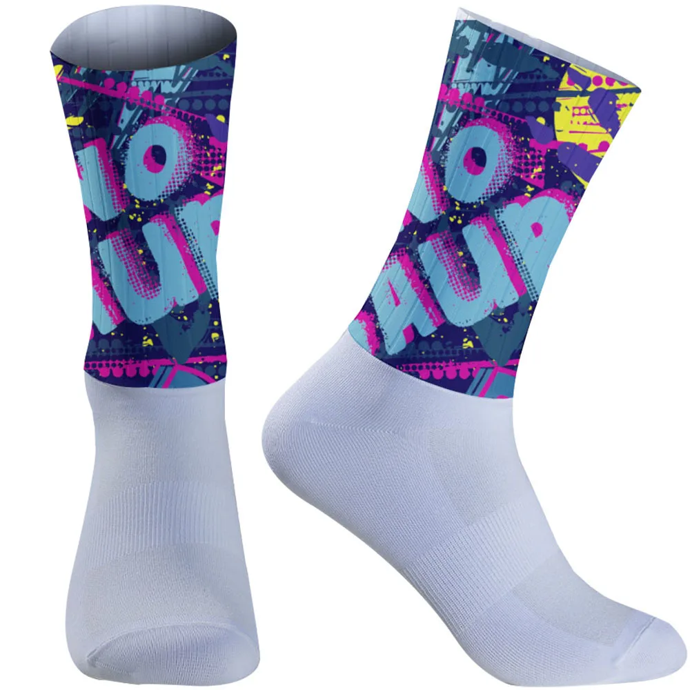 

2025 Новая силиконовая противоскользящая подошва x компрессионная носка! Катание без падения более стабильно.