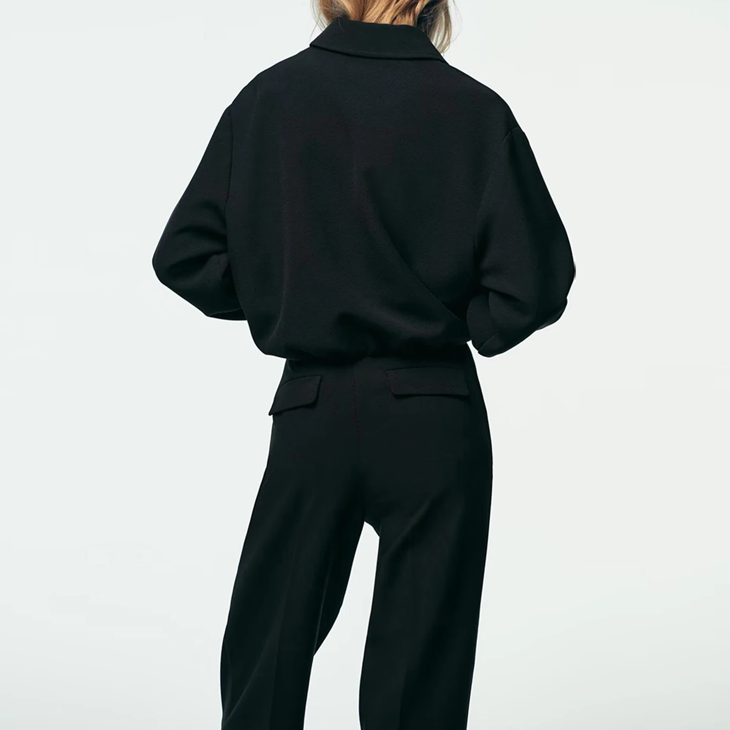 เสื้อแจ็คเก็ตพองตัวแบบมีซิปแฟชั่นสำหรับผู้หญิง รุ่นใหม่ล่าสุดสำหรับฤดูใบไม้ร่วง ระบายอากาศได้ดี ทรงพอดีตัว เสื้อคลุมสำหรับผู้หญิง รุ่น Z