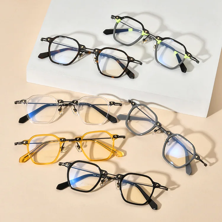 Ultra-light β-titanium myopia glasses frame mens and womens square personalized plate optical glasses frame IP electroplating