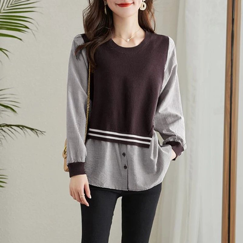 Spring Autumn New Fake Two Pieces Women Round Neck Long Sleeve Fashion Pullovers Elegant Button Striped Patchwork All-match Tops