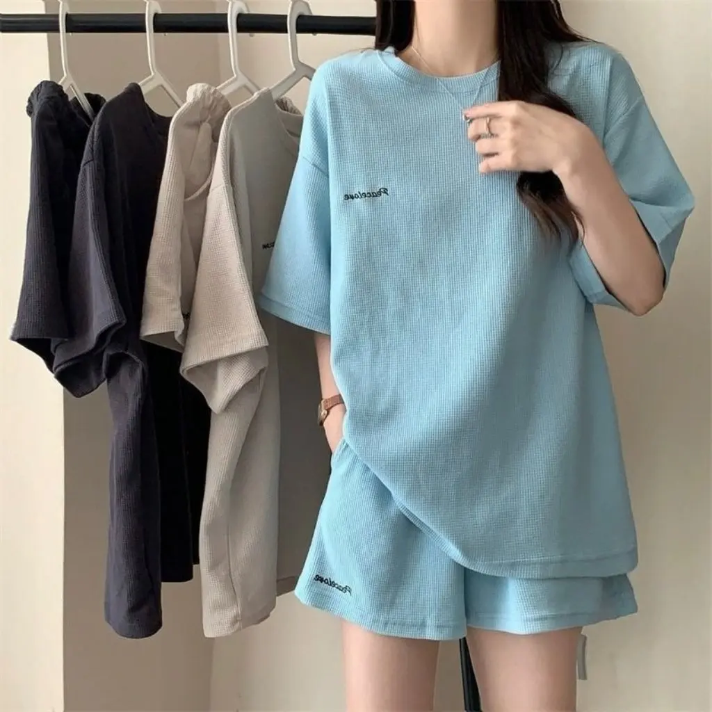 

Women's Skirt Suit Set Fashionable Casual Outfit Combo