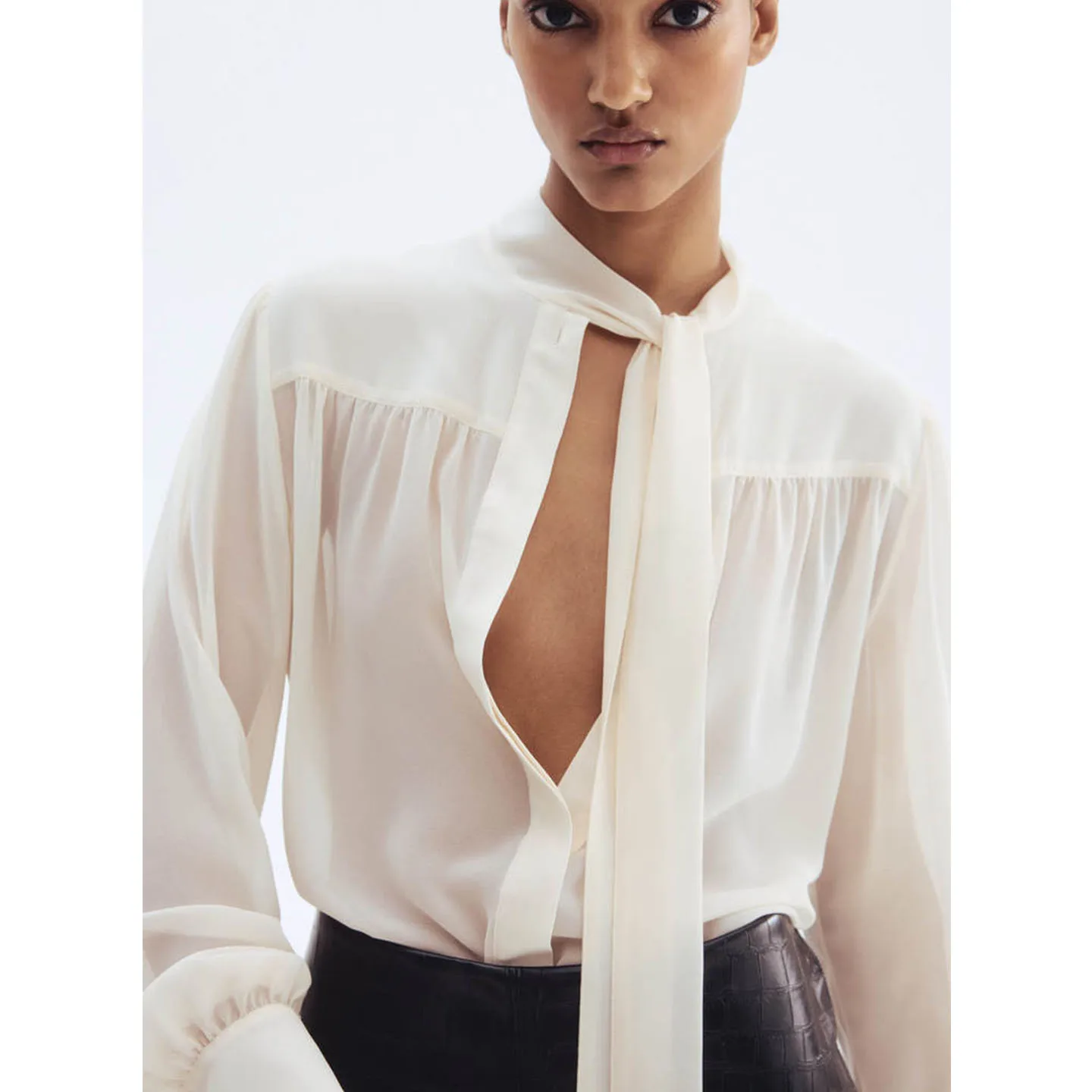 Outono novo feminino longo Sve Faion casual versátil gola com nó lanterna Sve chiffon top respiração amiga da pele...